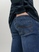 73400_9525_4|9806c6d92b907528c50f847cafd0b1b3