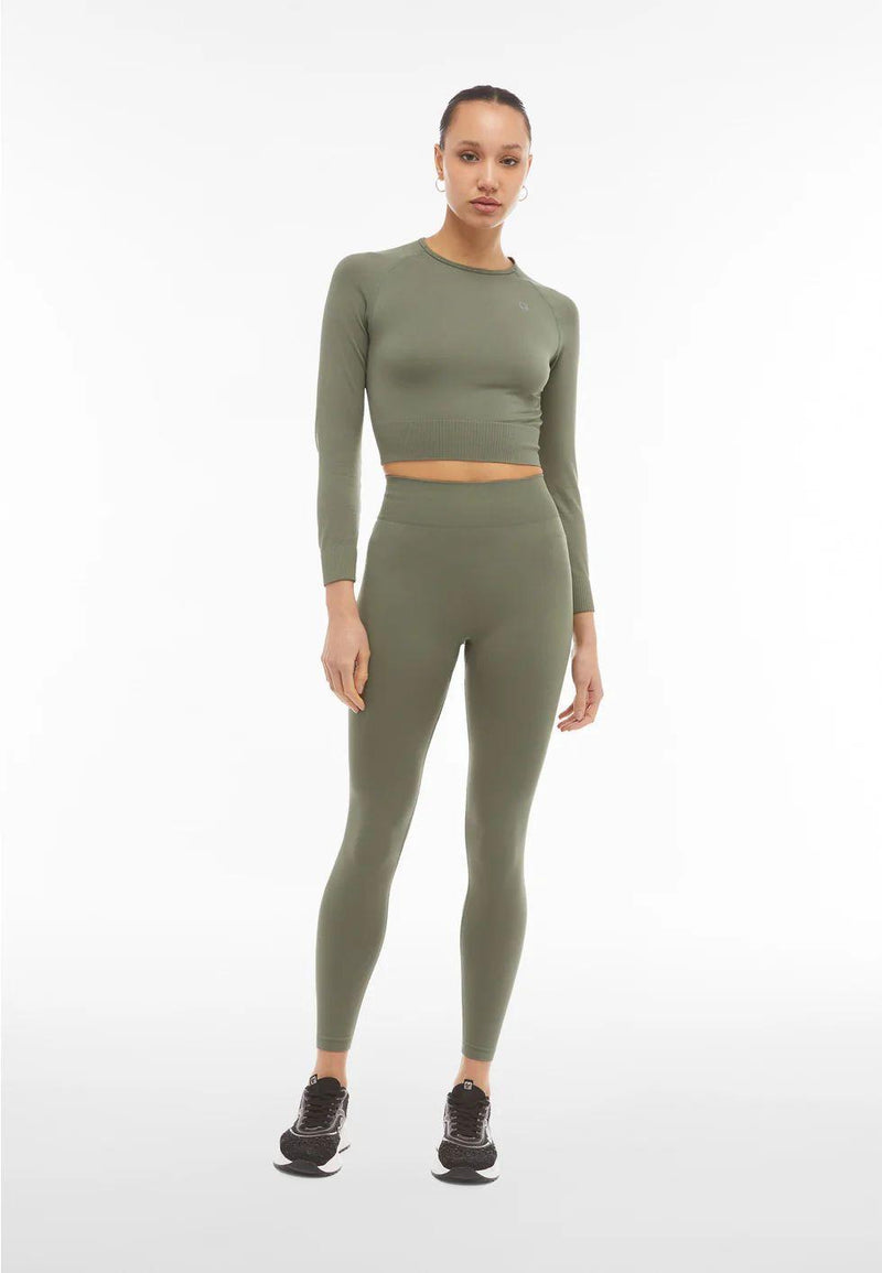 79463_8747_6|000cc6fd02f3609a6deab7b9361bd2fb