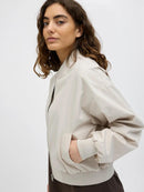 80599_11299_5|5fb453b8b9e60fb9d5b0df01e0864f21